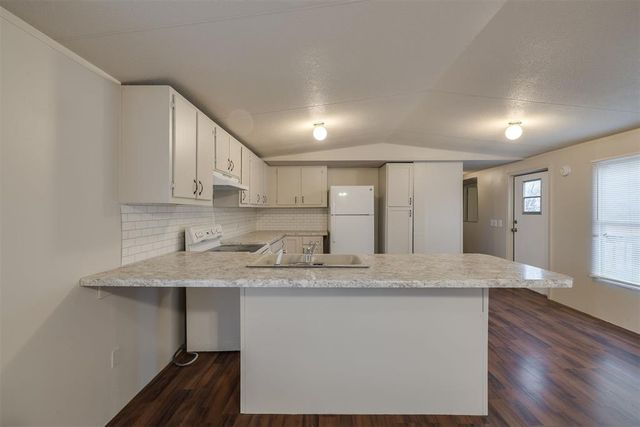 9508 Shady Meadow Way, Newalla, OK 74857