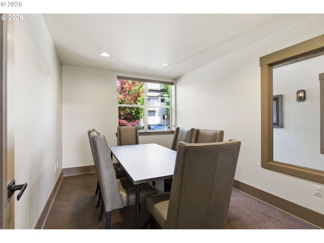 8902 Ne BRENTFORD Ter, Hillsboro, OR 97006