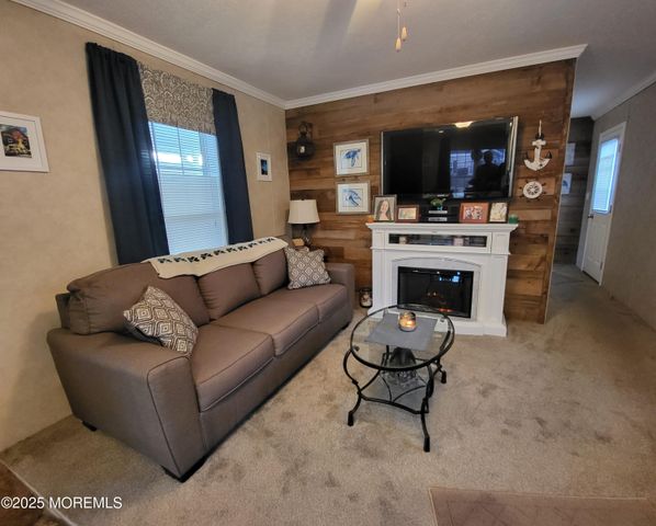 9 Shorehaven Road, Hazlet, NJ 07730