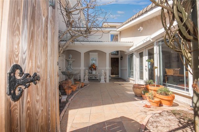 13501 QUEEN JOHANNA Ct, Corpus Christi, TX 78418