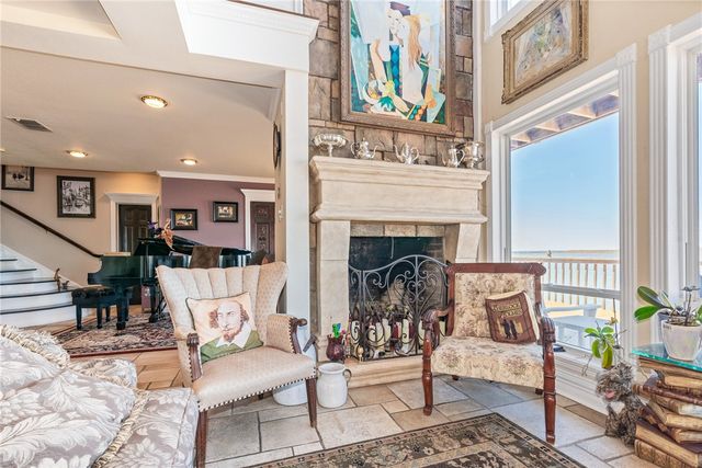 13501 QUEEN JOHANNA Ct, Corpus Christi, TX 78418