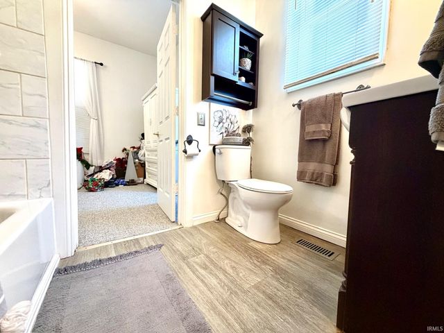 1111 M Street, Bedford, IN 47421