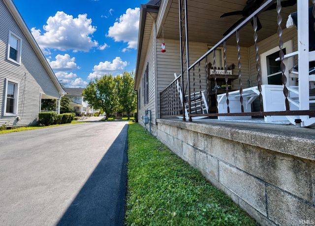 1111 M Street, Bedford, IN 47421