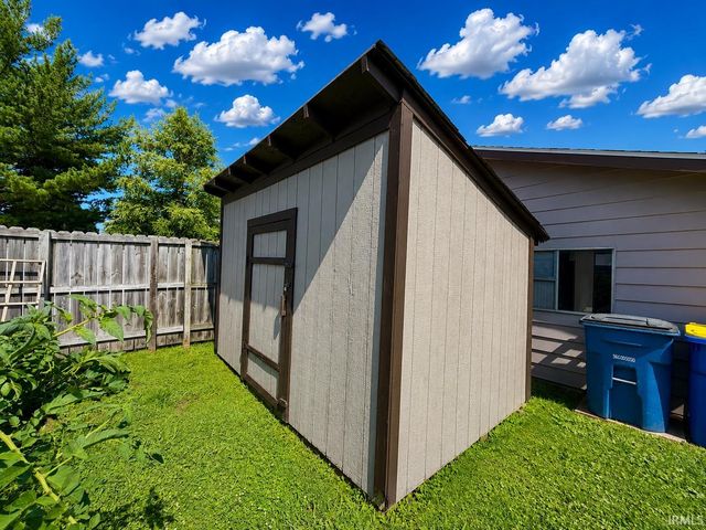 1111 M Street, Bedford, IN 47421