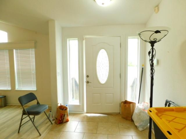 8980 Osage Ave, Sacramento, CA 95829