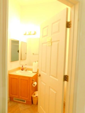 8980 Osage Ave, Sacramento, CA 95829