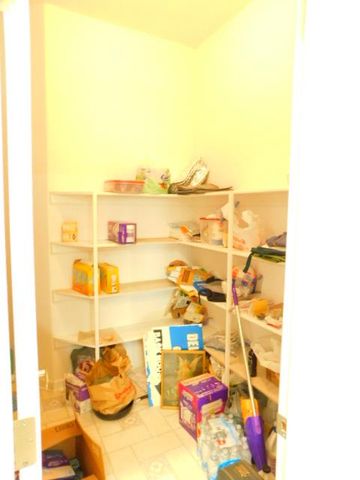 8980 Osage Ave, Sacramento, CA 95829