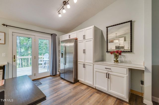 177 Aviation Drive, Elizabethton, TN 37643