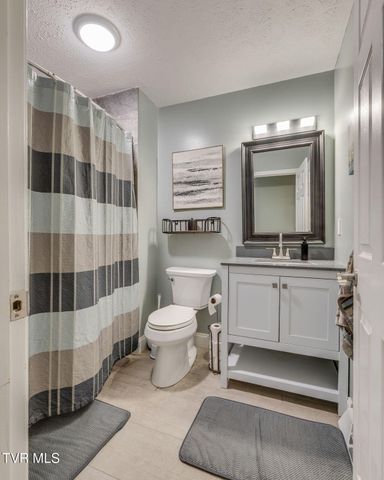 177 Aviation Drive, Elizabethton, TN 37643