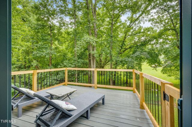 177 Aviation Drive, Elizabethton, TN 37643