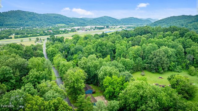 177 Aviation Drive, Elizabethton, TN 37643