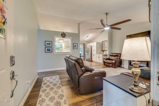 177 Aviation Drive, Elizabethton, TN 37643