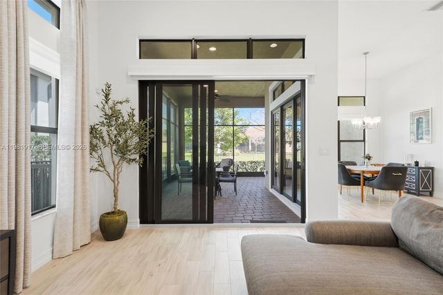 11927 N Leon Cir N, Parkland, FL 33076