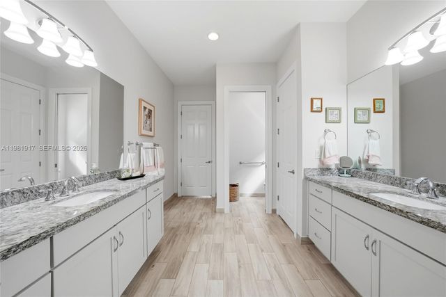 11927 N Leon Cir N, Parkland, FL 33076