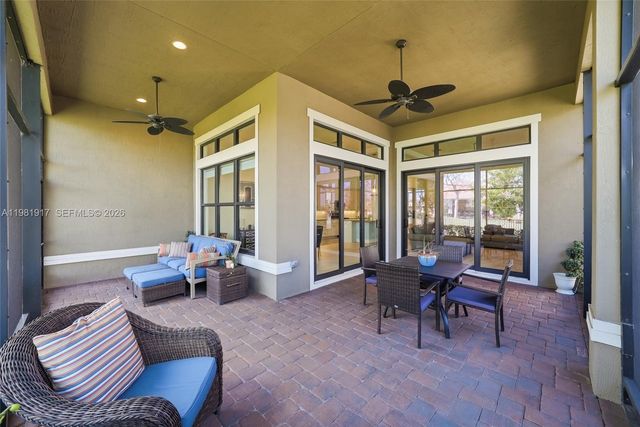 11927 N Leon Cir N, Parkland, FL 33076