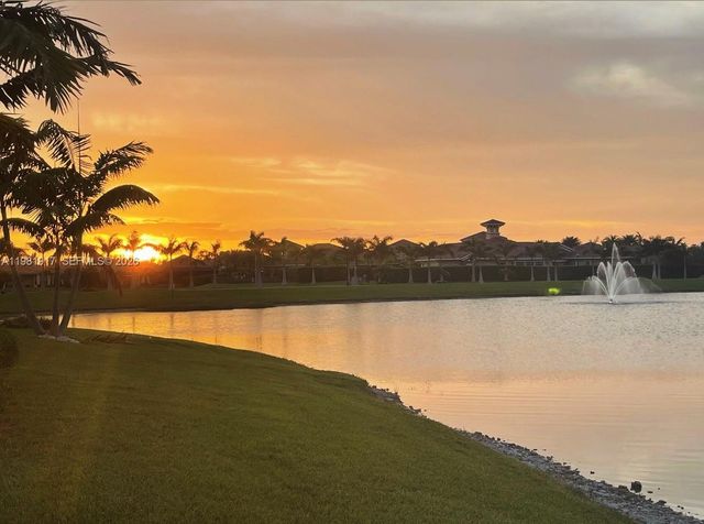 11927 N Leon Cir N, Parkland, FL 33076