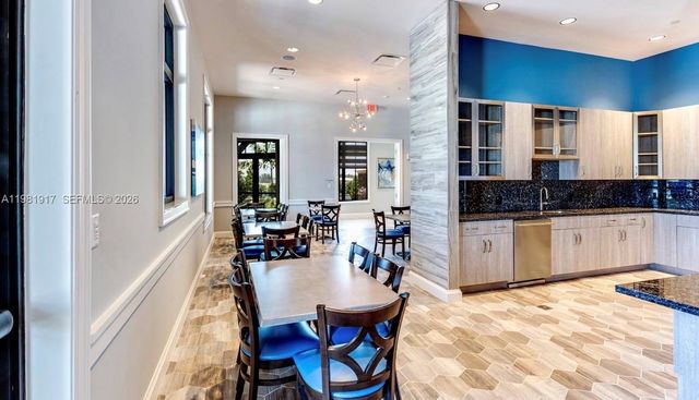 11927 N Leon Cir N, Parkland, FL 33076