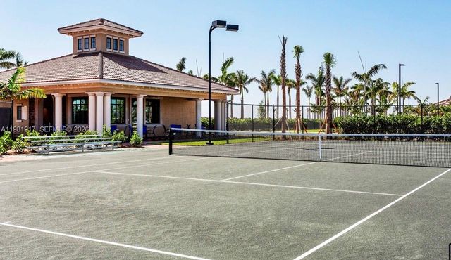 11927 N Leon Cir N, Parkland, FL 33076