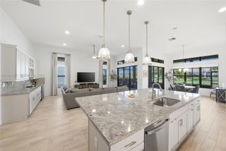 11927 N Leon Cir N, Parkland, FL 33076