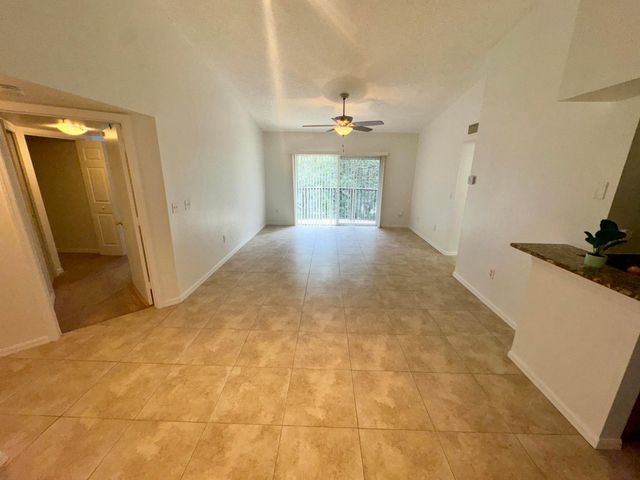 1300 Crestwood Drive 1309, Royal Palm Beach, FL 33411