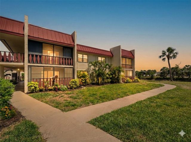 72 BOUNDARY BOULEVARD 226, Rotonda West, FL 33947
