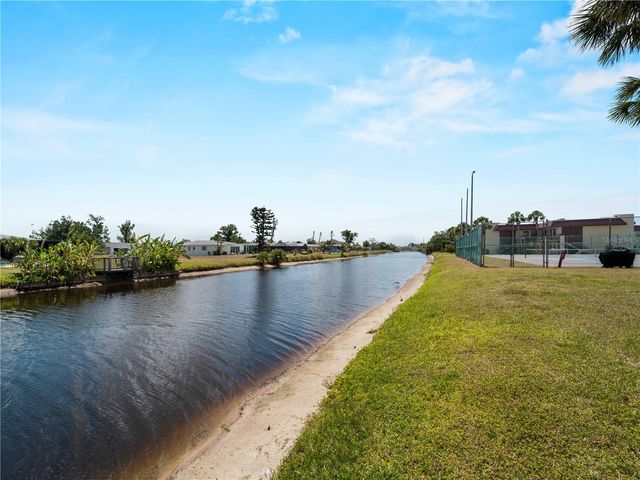 72 BOUNDARY BOULEVARD 226, Rotonda West, FL 33947