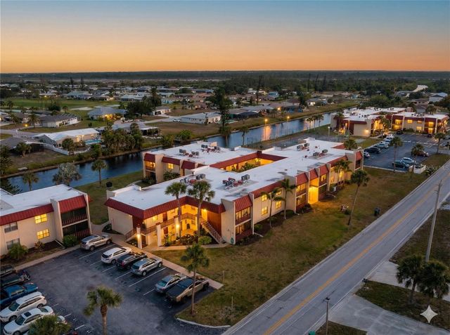 72 BOUNDARY BOULEVARD 226, Rotonda West, FL 33947