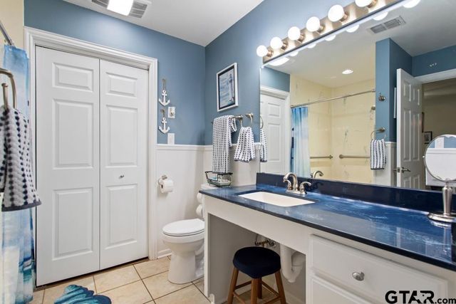9303 Londonderry Dr, Tyler, TX 75703