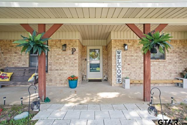 9303 Londonderry Dr, Tyler, TX 75703