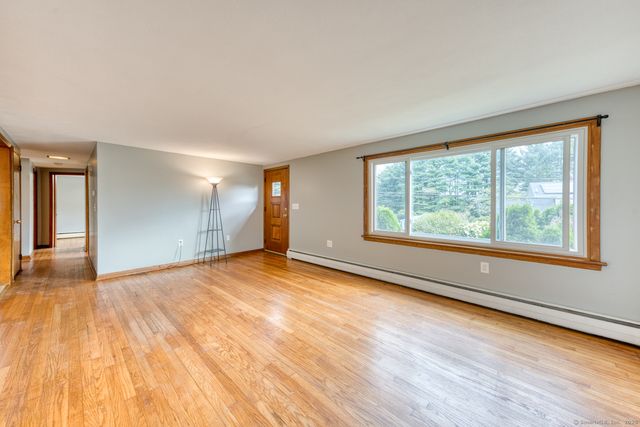 26 Edgarton Road, Columbia, CT 06237