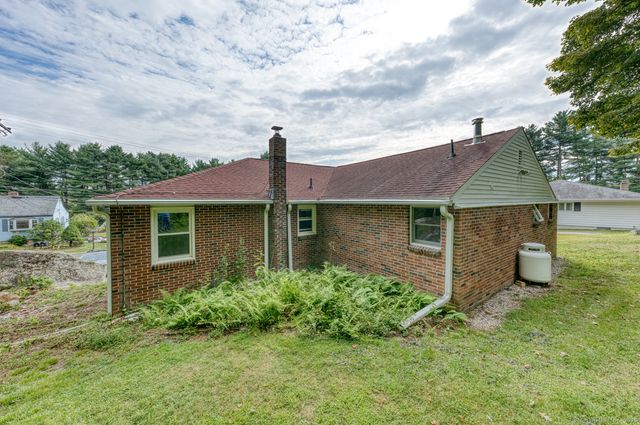 26 Edgarton Road, Columbia, CT 06237