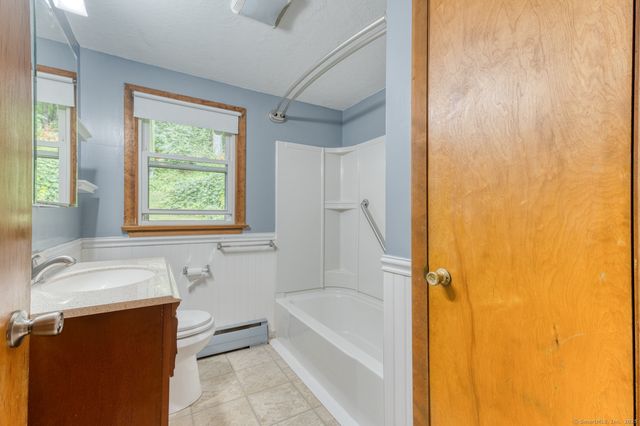 26 Edgarton Road, Columbia, CT 06237