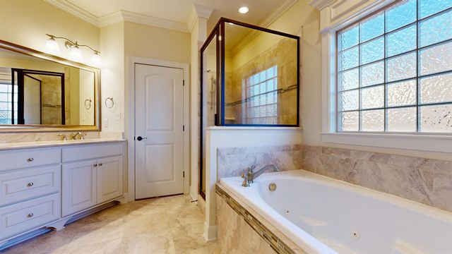 49 Tournay Circle, Little Rock, AR 72223