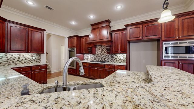 49 Tournay Circle, Little Rock, AR 72223