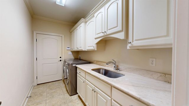 49 Tournay Circle, Little Rock, AR 72223