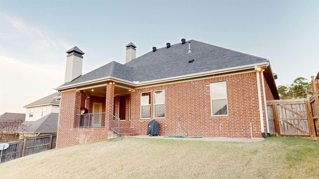 49 Tournay Circle, Little Rock, AR 72223