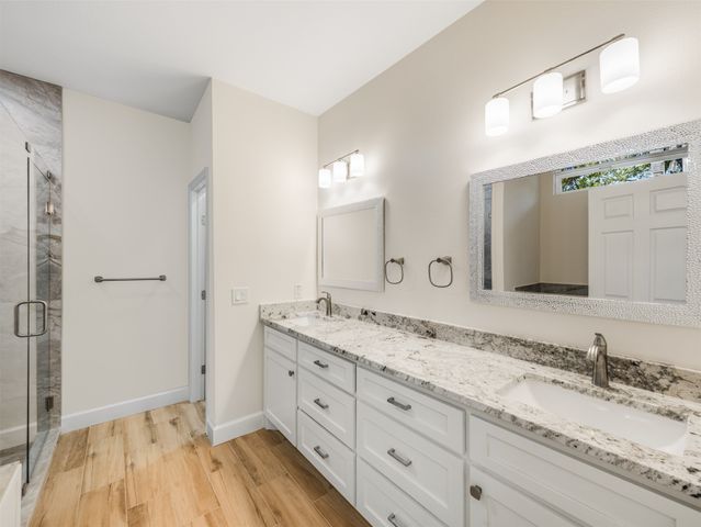 431 Oakhill Drive, Denton, TX 76201