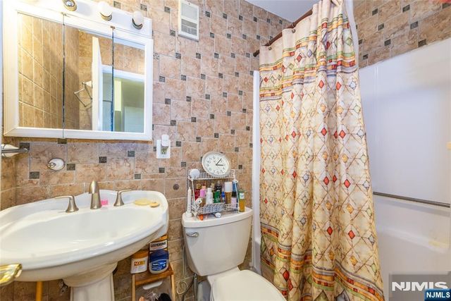 194-196 Pearl Street, Paterson, NJ 07501