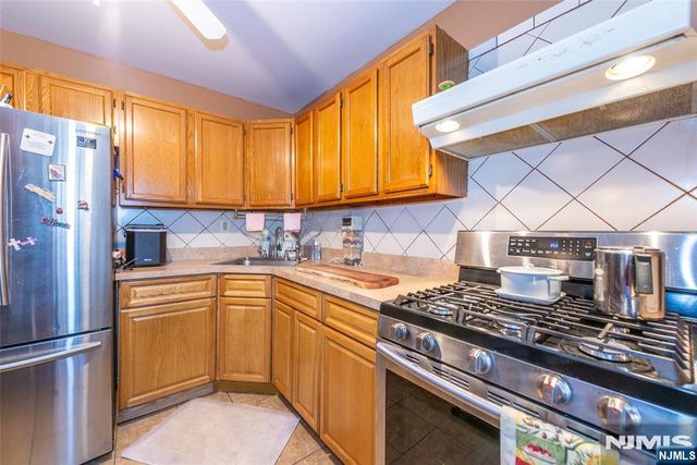 194-196 Pearl Street, Paterson, NJ 07501