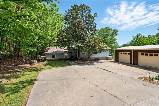13552 Indian Bow Circle, Garfield, AR 72732