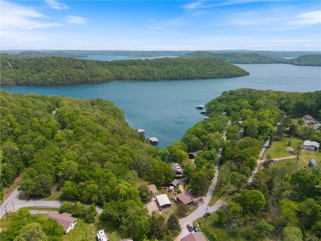 13552 Indian Bow Circle, Garfield, AR 72732