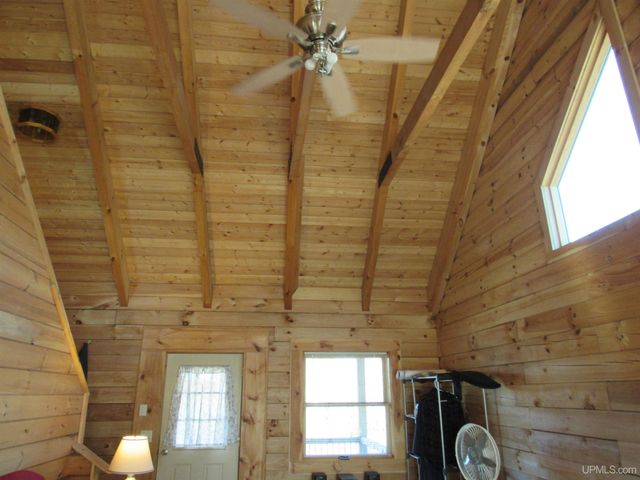 19007 Cr 601 Road, Champion, MI 49814