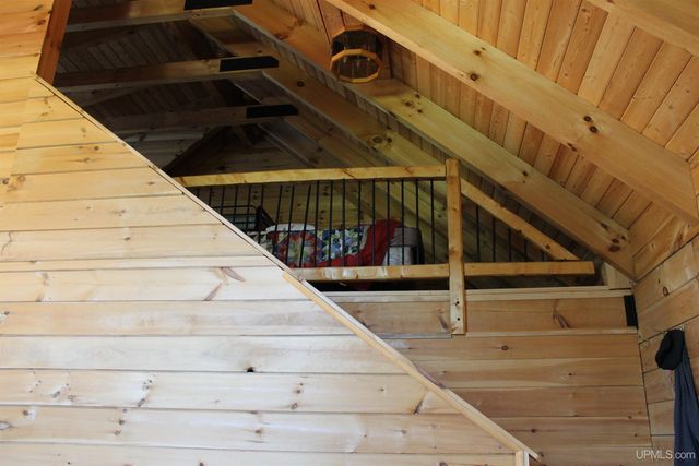 19007 Cr 601 Road, Champion, MI 49814