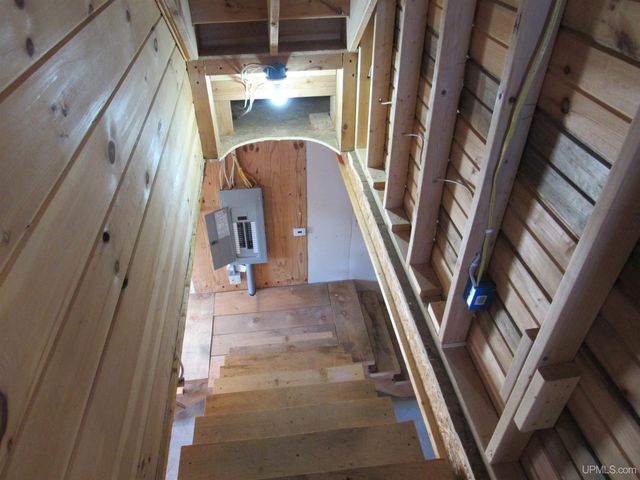 19007 Cr 601 Road, Champion, MI 49814