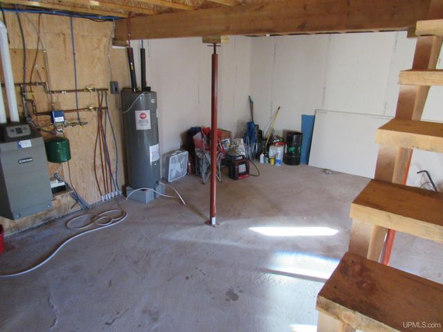 19007 Cr 601 Road, Champion, MI 49814