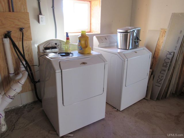 19007 Cr 601 Road, Champion, MI 49814