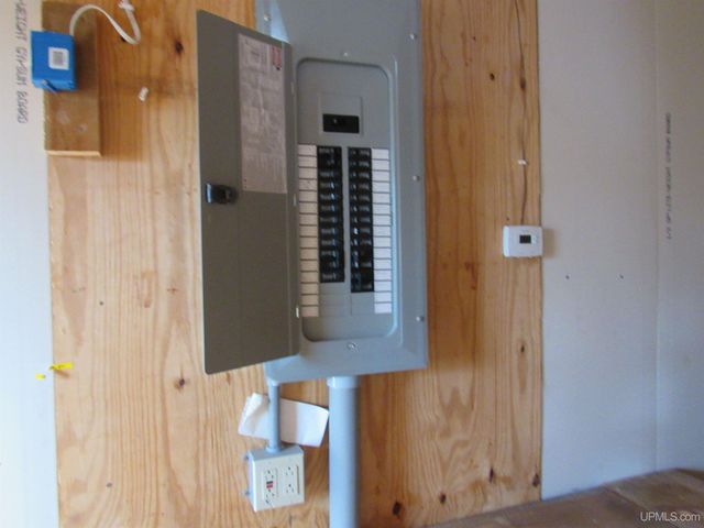 19007 Cr 601 Road, Champion, MI 49814