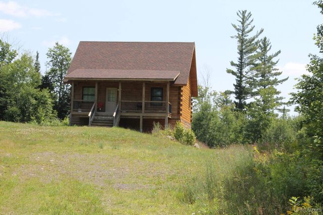 19007 Cr 601 Road, Champion, MI 49814