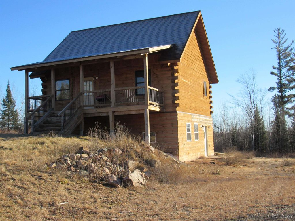 19007 Cr 601 Road, Champion, MI 49814