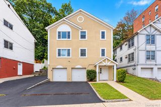 235 Bronx River Road 2, Yonkers, NY 10704